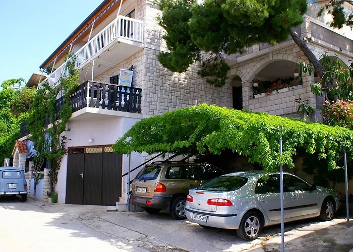 Double 547g 招待所 3*